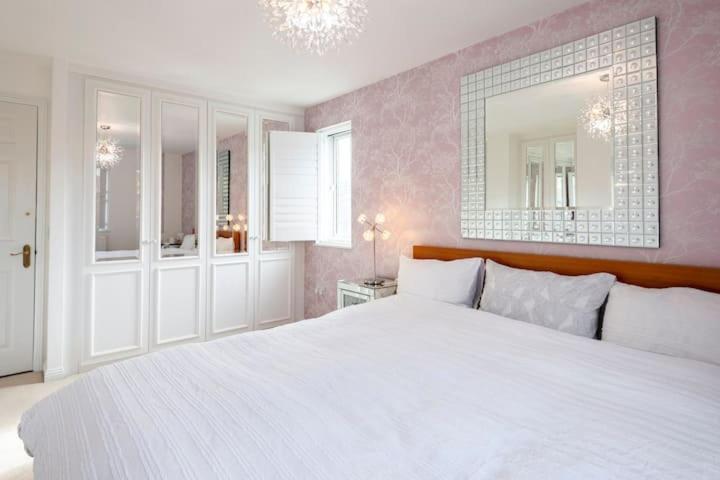 Bienvenue In Newhaven Luxury Superking Or Standard Or Budget Rooms Bagian luar foto