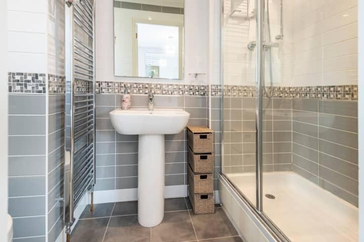 Bienvenue In Newhaven Luxury Superking Or Standard Or Budget Rooms Bagian luar foto