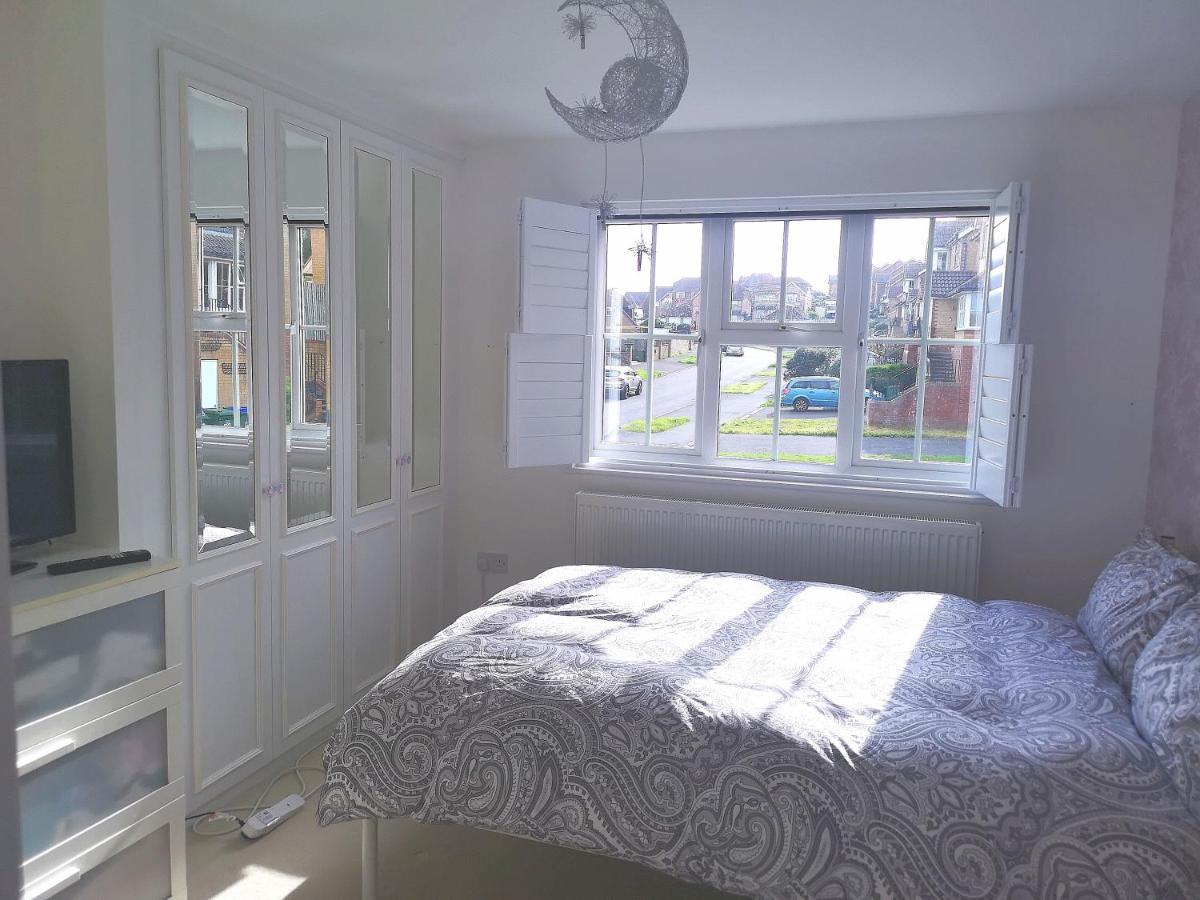 Bienvenue In Newhaven Luxury Superking Or Standard Or Budget Rooms Bagian luar foto